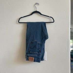 Size 29 * 505 Straight Leg Levi's Jeans